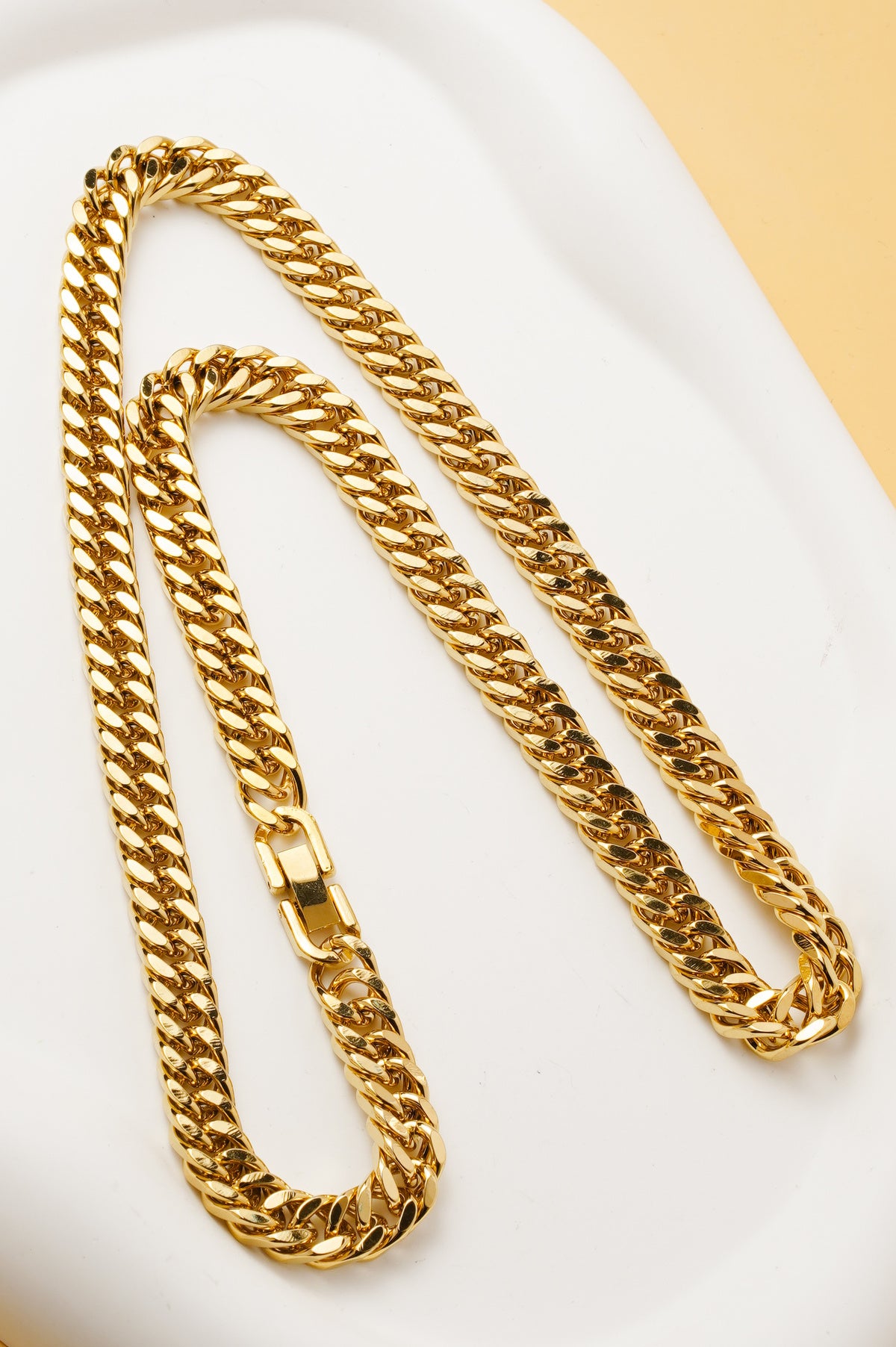 Chaîne " Maille Cubaine "