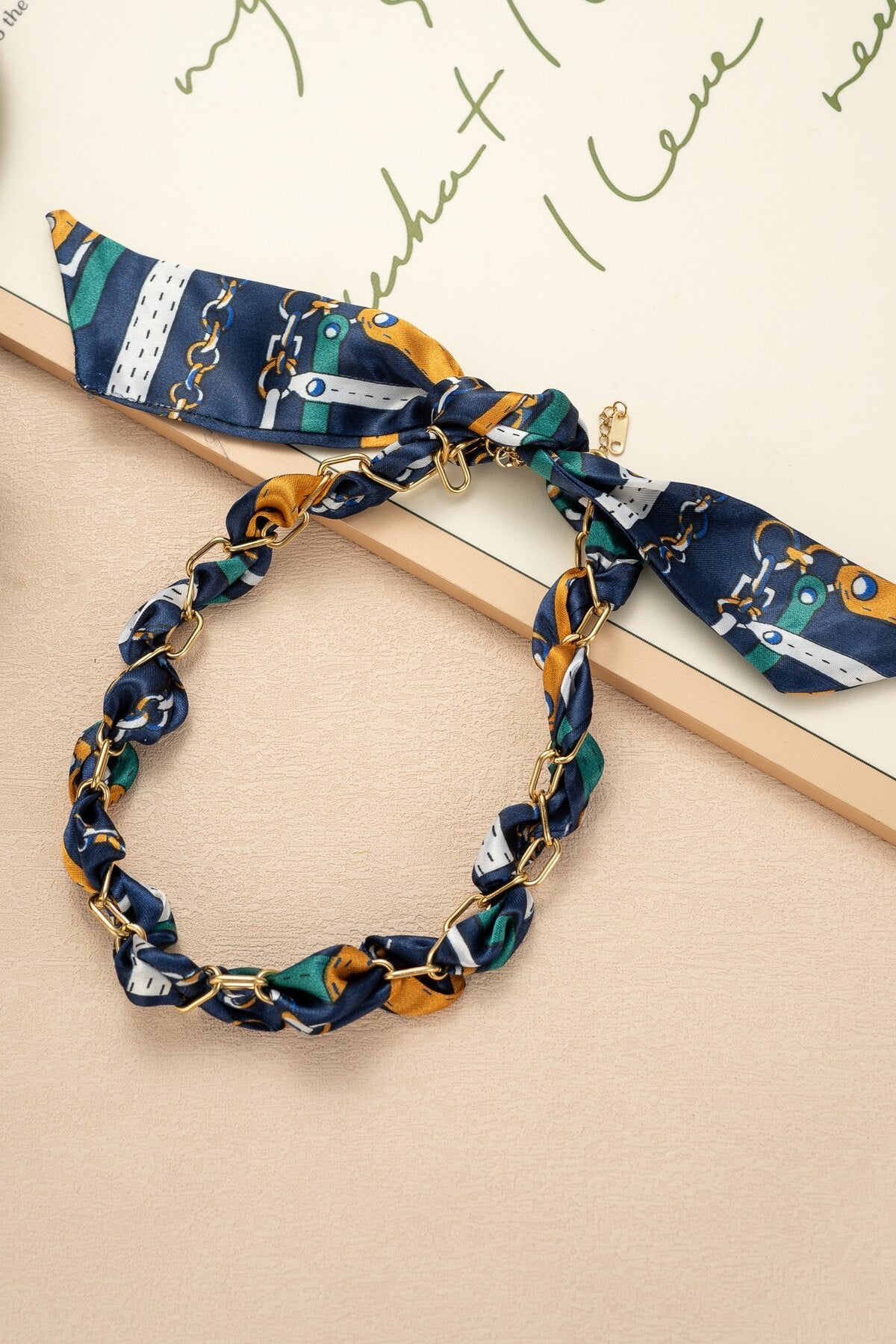 Collier " Foulard "